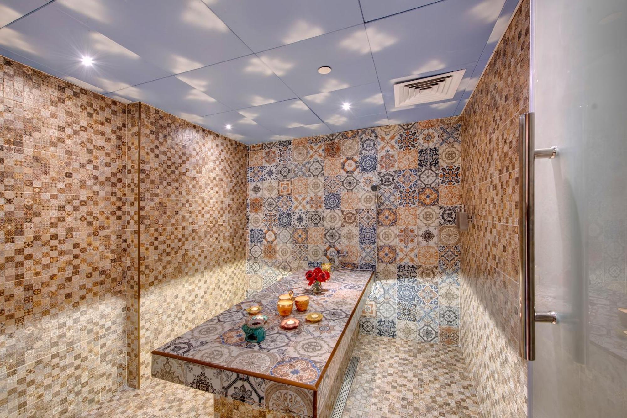 Hotel La Quinta By Wyndham Abu Dhabi Al Wahda Extérieur photo