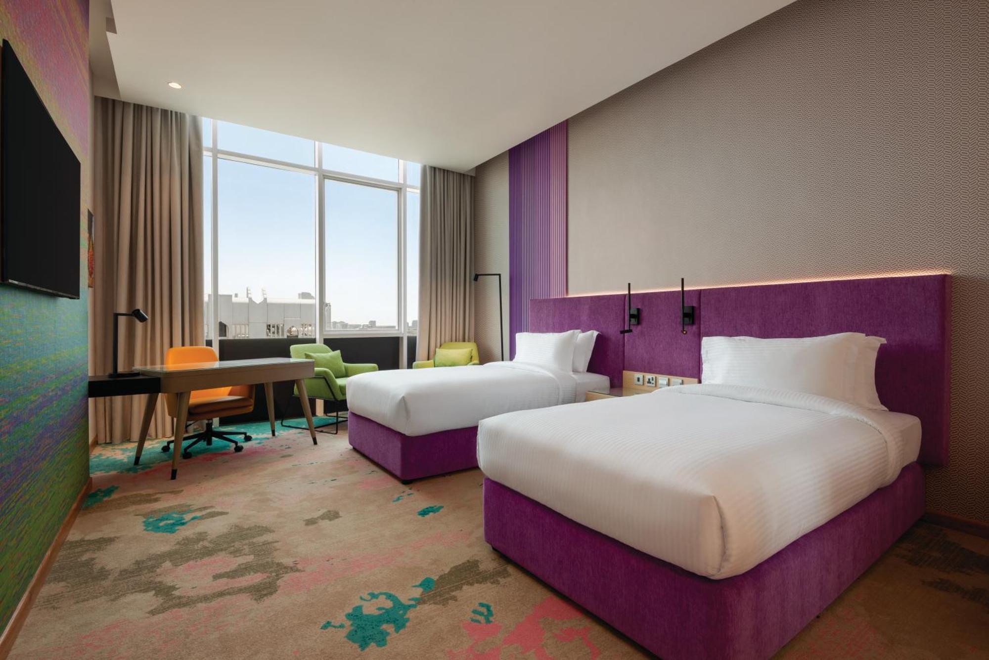 Hotel La Quinta By Wyndham Abu Dhabi Al Wahda Extérieur photo