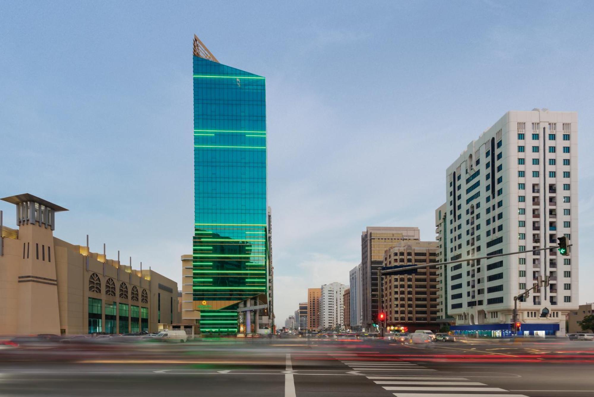 Hotel La Quinta By Wyndham Abu Dhabi Al Wahda Extérieur photo